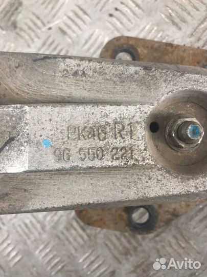 Кронштейн опоры двигателя Шевроле Лачетти