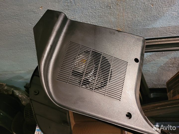 Накладка кик панель bmw e34 m5 упор бмв е34 м5