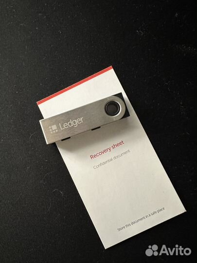 Криптокошелек Ledger nano s