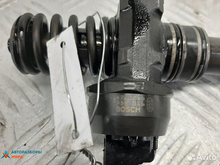 Форсунка Volkswagen Touran 2005 038130073AG