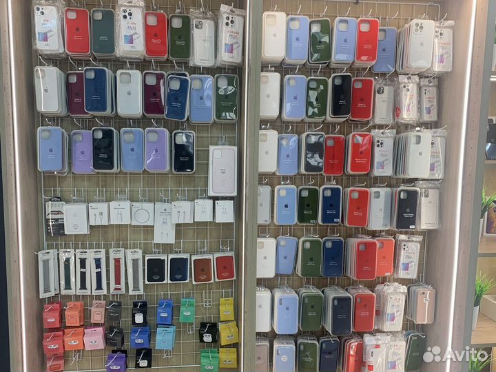 Чехол для iPhone 14