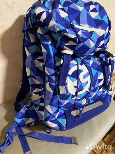 Рюкзак школьный