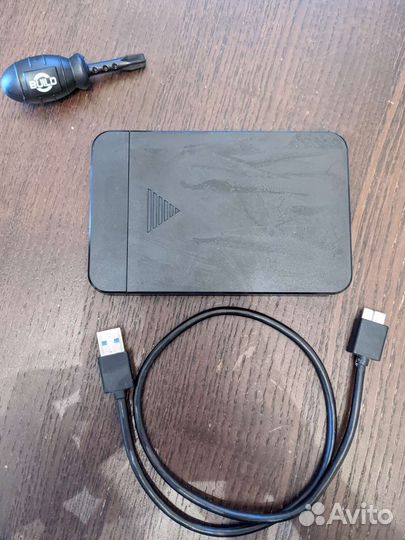 Переносной жёсткий диск 750gb