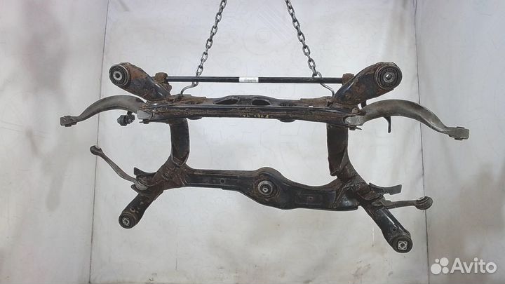 Балка подвески задняя Audi Q5, 2009