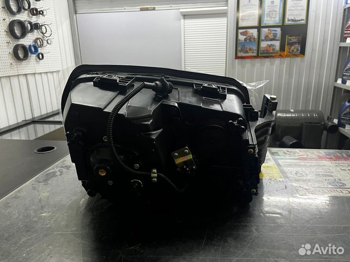 Фара Shacman x3000 LED