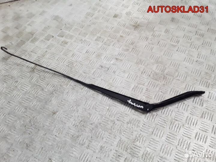 Поводок стеклоочистителя правый Ford Fusion