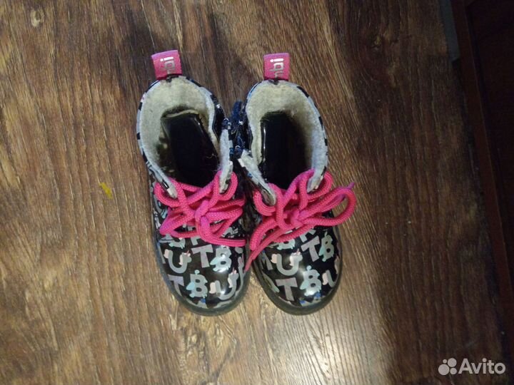 Ботинки на девочку