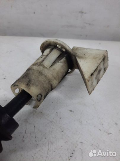 Личинка замка капота Ford C-Max минивэн 2.0 2006