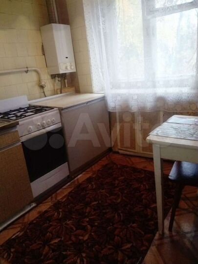 2-к. квартира, 42 м², 3/5 эт.