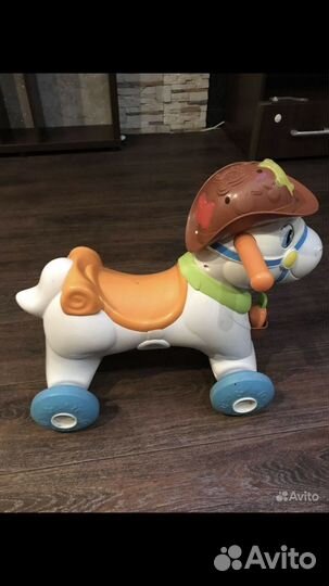 Лошадь игрушка качалка