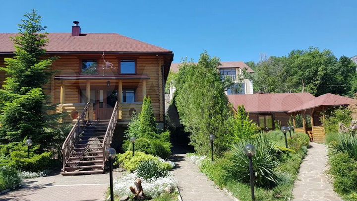 Дом 250 м² на участке 15 сот.