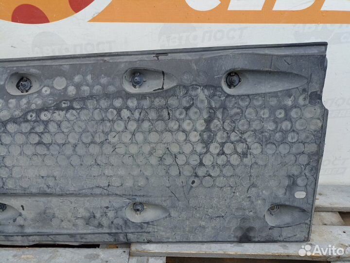 Защита днища левая Volkswagen Tiguan 5N1 cawa 2010