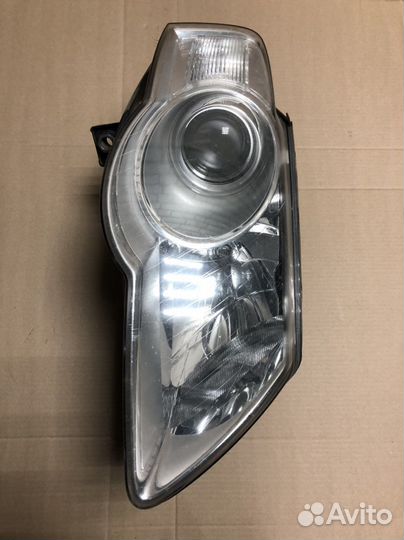 Фара правая Фольксваген Пассат Б6 галоген