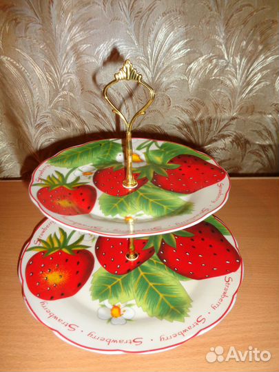 Блюда двухъярусные новые