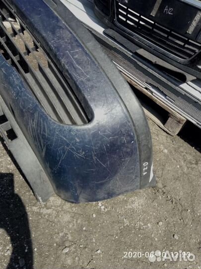 Бампер передний Opel Zafira A