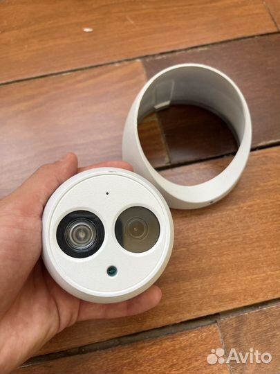 Камера видеонаблюдения