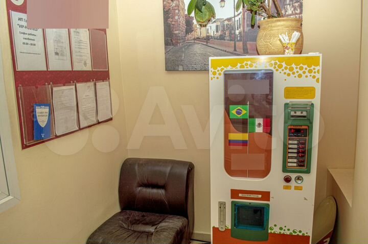 Комната 25 м² в > 9-к., 1/3 эт.