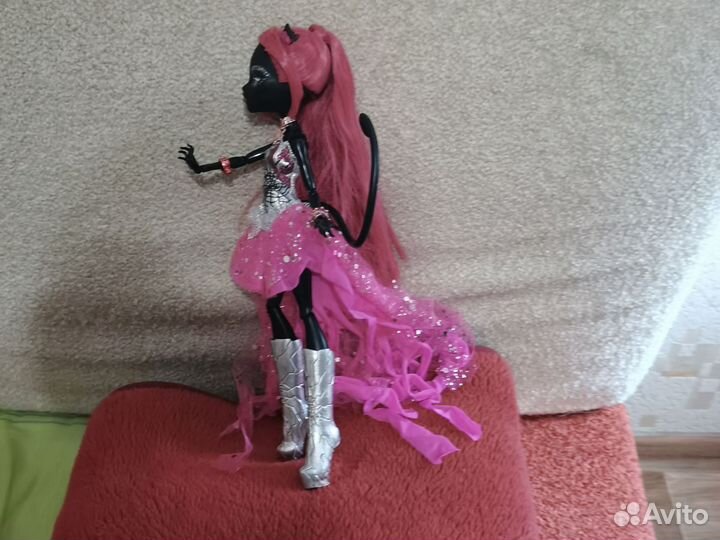 Базовые куклы монстр хай Кети нуар