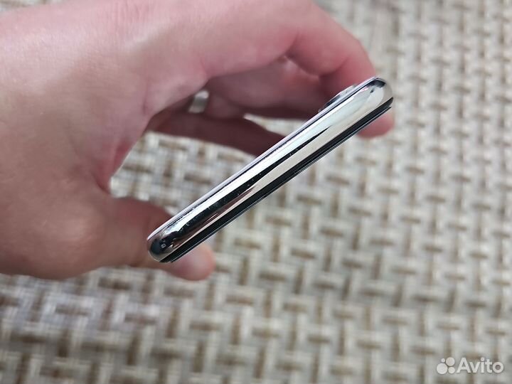 iPhone X, 256 ГБ