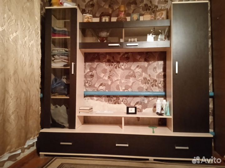 Стенка 8000, плед 5000