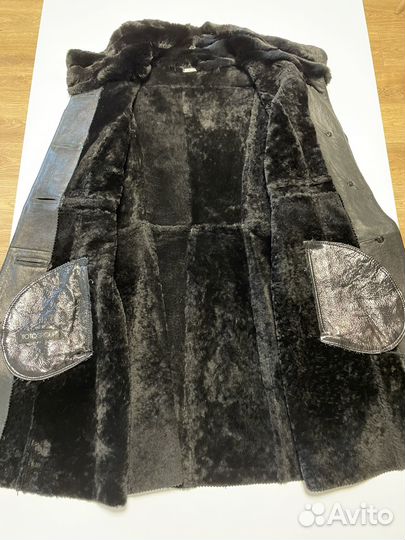 Дубленка toto черная натуральный мех