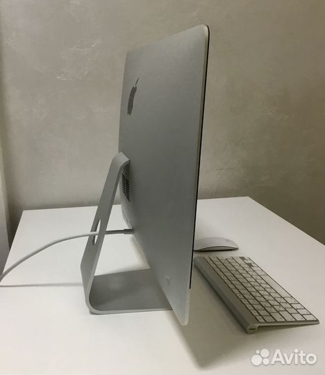 Apple iMac 21 тонкий Core i7 16Gb SSD 1Tb Fusion D