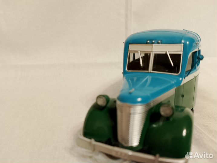 Модели автобусов 1:43