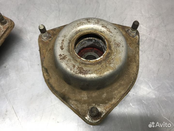 Опорный подшипник Volkswagen Passat B3 1991 г.в