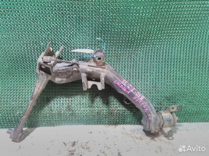 Рычаг toyota caldina AZT246 1AZ-FSE (B10-3-2-35) Задний Левый контрактная