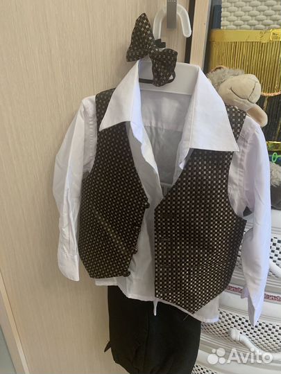 Детский костюмчик тройк