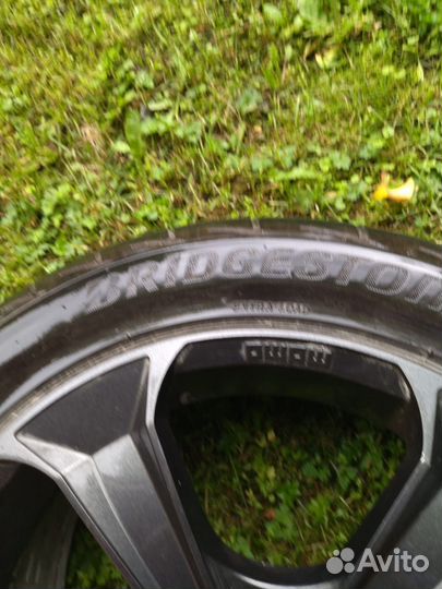 Колеса в сборе R18 от Mitsibishi Outlander