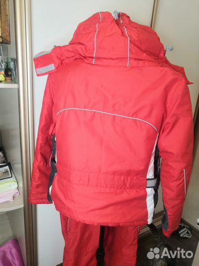 Продам костюм для катания на лыжах, сноуборда