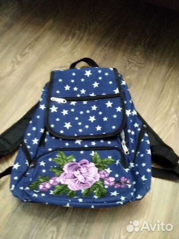 Рюкзак в школу очень легкий