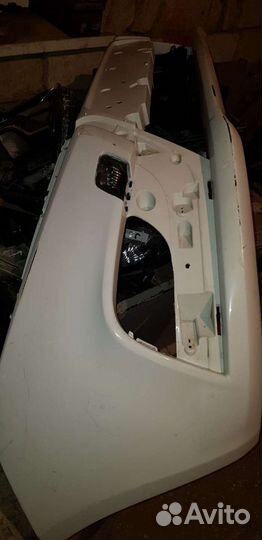 Бампер на лада веста