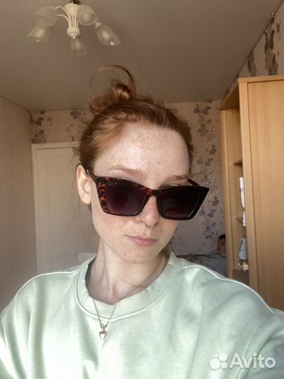 Солнцезащитные очки sinsay