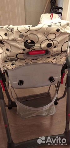 Стульчик для кормления