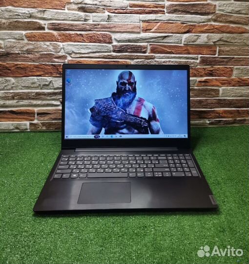 Мощный ноутбук Lenovo i3 7го/Видеоката 2гб/8озу
