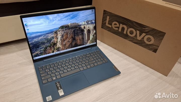 Lenovo Ideapad 5 15IIL05 Core i5-1035G1