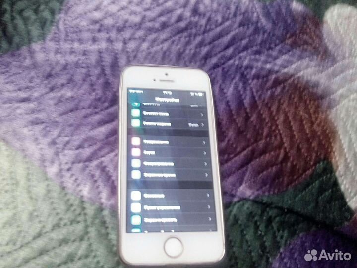 Телефон iPhone