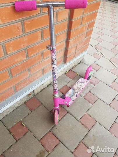 Продается двухколесный самокат scooter