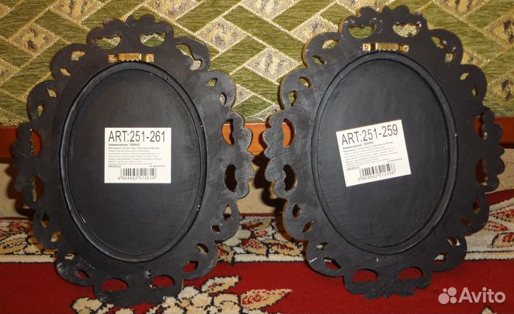 Два парных панно