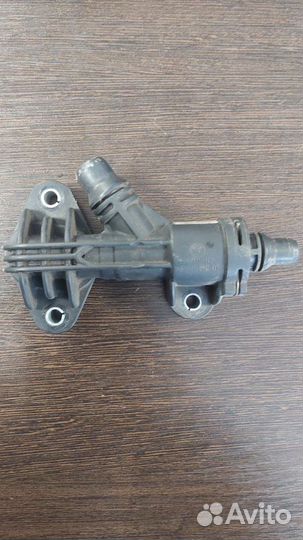 Термостат Bmw 750Lix F02 N63 4.4I 2009