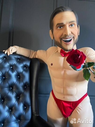 Артур Пирожков стриптиз, ростовая кукла