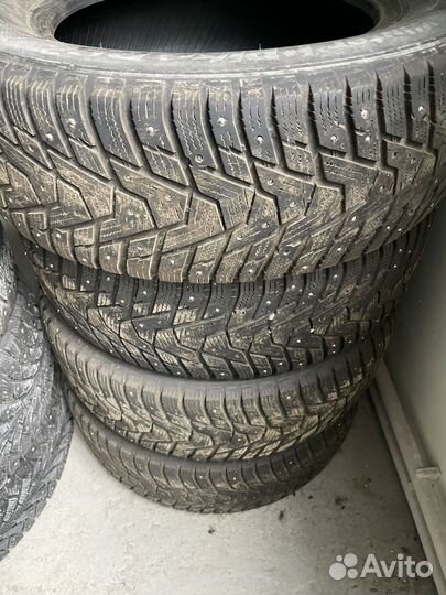 Hankook Winter I'Pike RS2 W429 215/65 R16