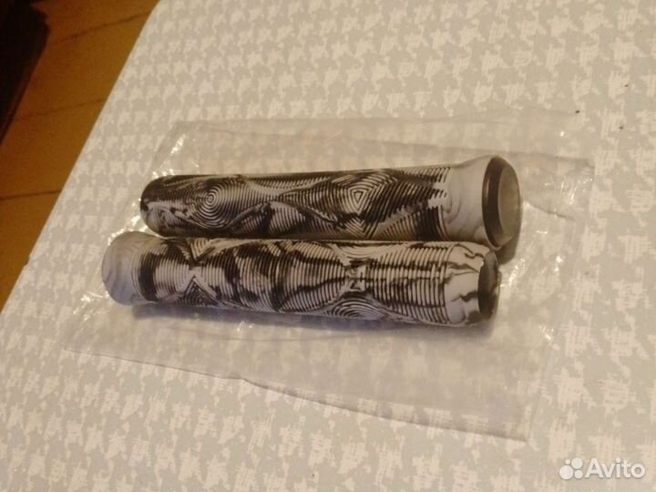 Грипсы продам