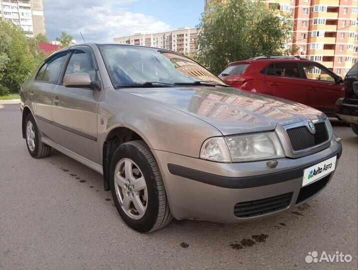 Skoda Octavia 1.6 МТ, 2008, 252 000 км