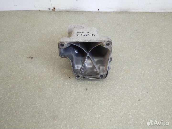 Опора двигателя правая Mercedes Benz GLK-Class X20