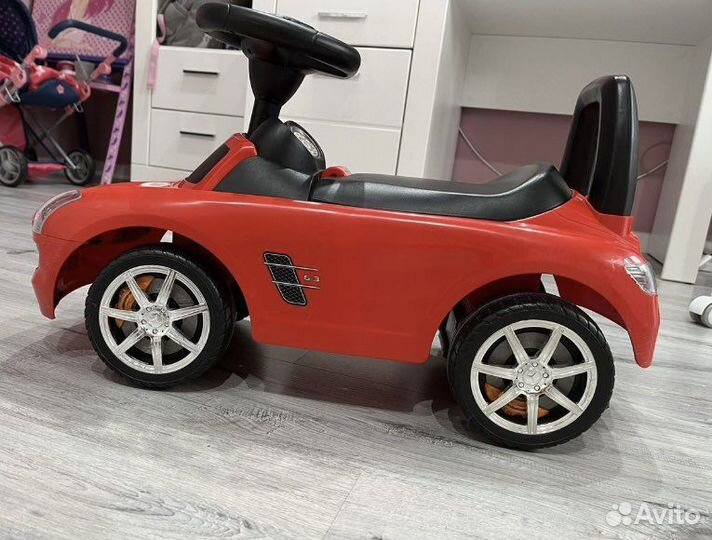 Машинка каталка mercedes