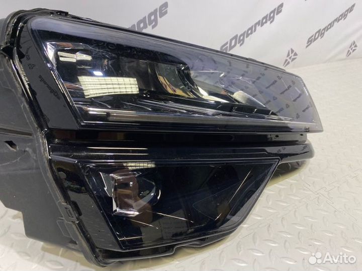 Фара передняя правая Skoda Karoq 1 2017