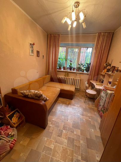 3-к. квартира, 72,1 м², 1/4 эт.